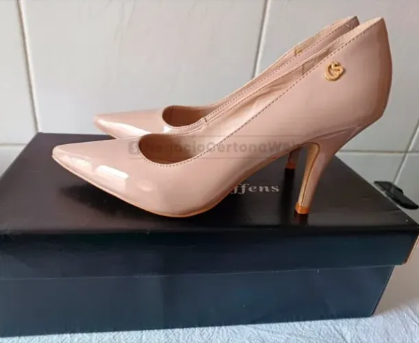 Sapato Scarpin Carmen Steffens nº 37