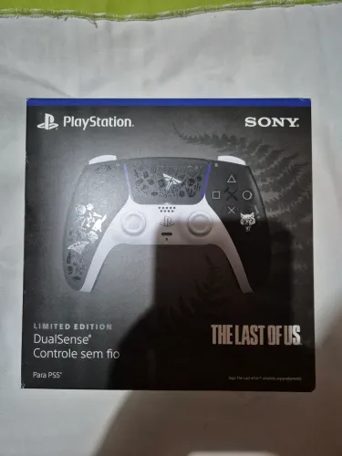Dualsense (the last of us)
