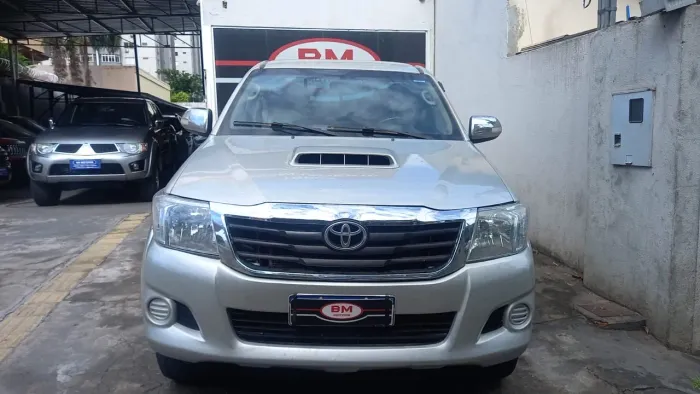 Toyota Hilux CS D4-d 4X2 2.5 16V 102cv TB Dies. 2008