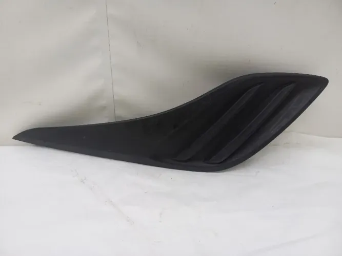 Moldura milha Toyota Yaris LD 18/22