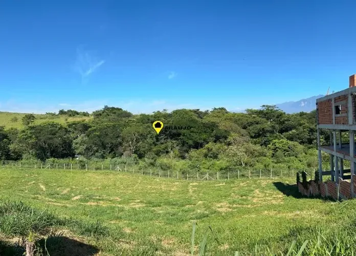 Excelente terreno a venda no Bosque da Limeira em Resende RJ ( Vista para Serra)