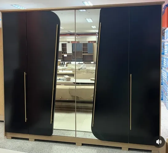 Guarda Roupa Casal 6 Portas Dubai Preto - Novo e embalado!!