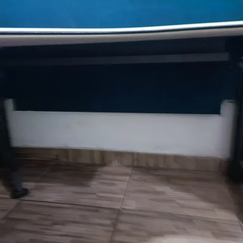 Mesa antiga de escritório 