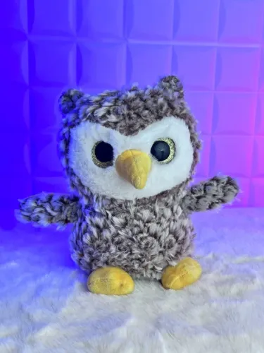 Pelúcia Coruja - Olho de vidro - 22cm