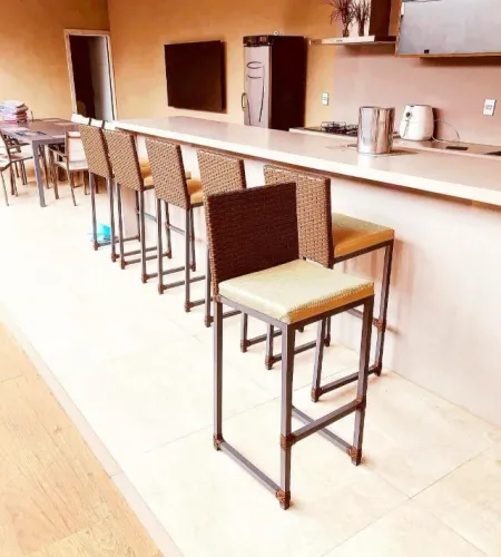 Banqueta para bancada com assento (Unidade)