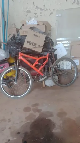 Bicicleta Aro 24 R$ 400,00