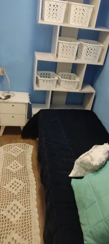 Quarto mobiliado individual feminino