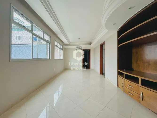 Apartamento à venda no Carlos Prates, Belo Horizonte, com 4 quartos 2 vagas