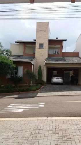 Sobrado Condomínio Kingstown - R$ 1.280.000,00