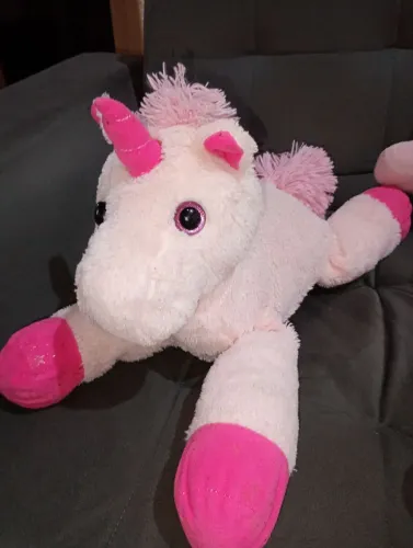 Vendo Unicórnio de pelúcia rosa