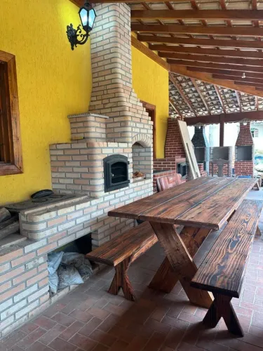 Mesa Rustica de Madeira