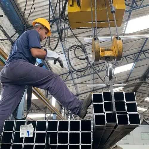 Material para Construção - Perfil Metalon, U Enrijecido, U Simples e Telhas Metálicas