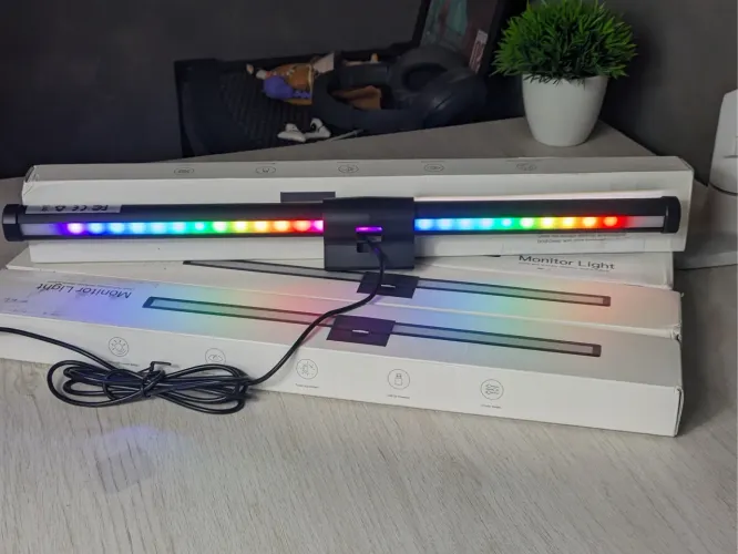 NOVA! Lightbar Monitor 44cm | Touch, RGB, 5 Temperaturas, Alumínio!