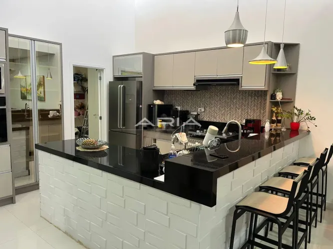 Casa disponível para LOCAÇÃO no Condomínio fechado, na Zona Sul de Londrina