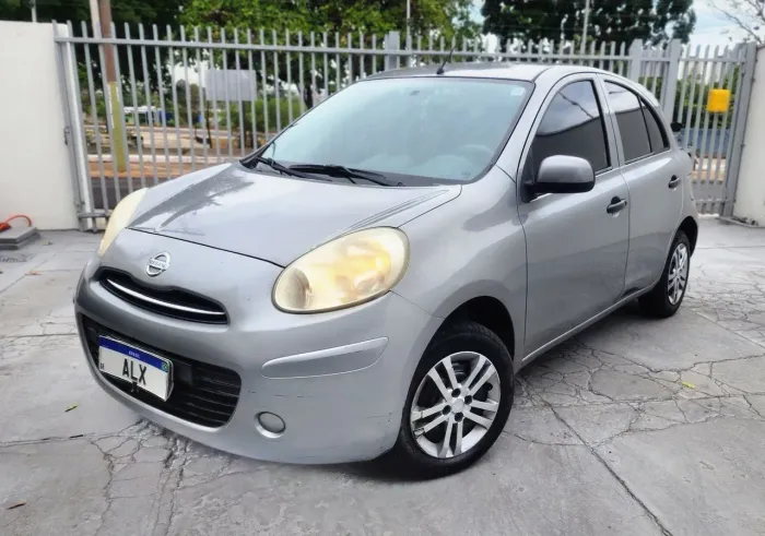 Nissan March S 1.0 16V Flex Fuel 5P 2013