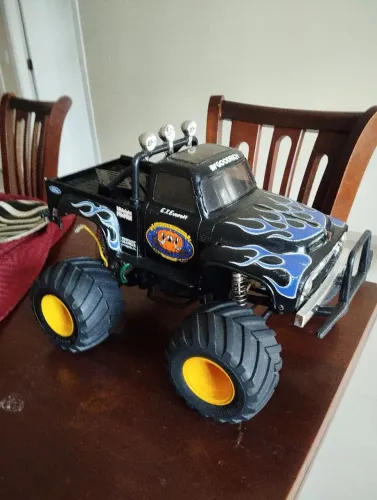 Automodelo tamiya midnight pumpkin 