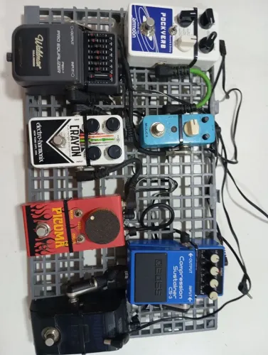 Pedalboard + guitarra 