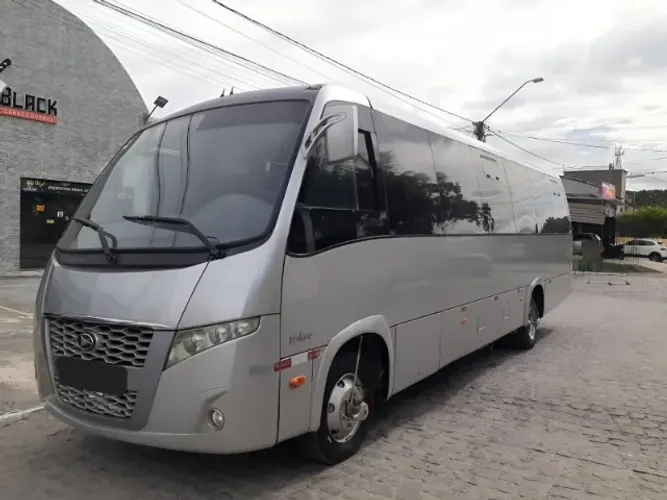 Micro volare W9 32 lugares 2015