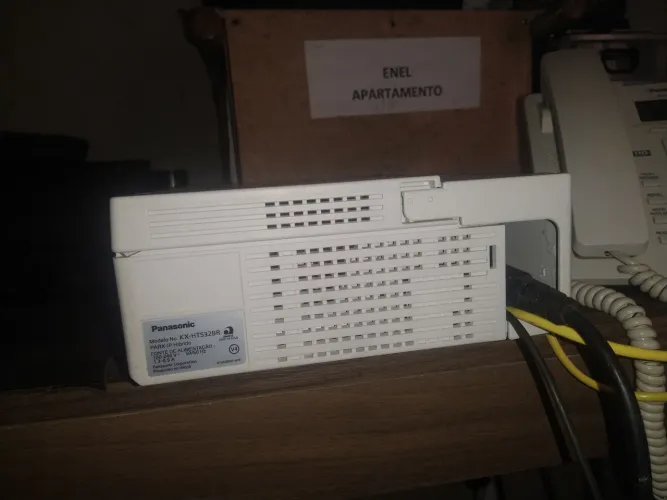 Central Telefônica Panasonic KX-HTS32BR+HDV130