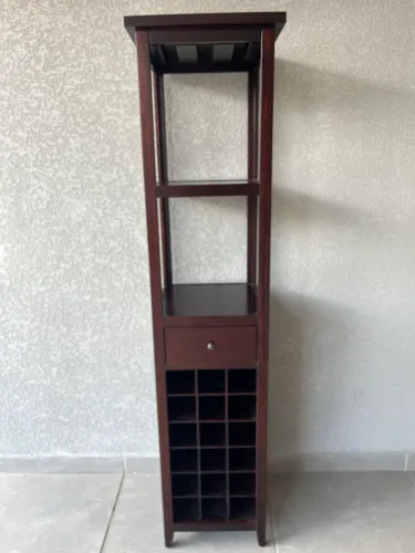 Estante Cristaleira Adega de bebidas para sala 