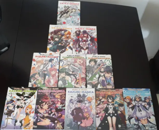 Coleção Puella Magi: Oriko Magica, Suzune Magica e Kazumi Magica - 11 Mangás