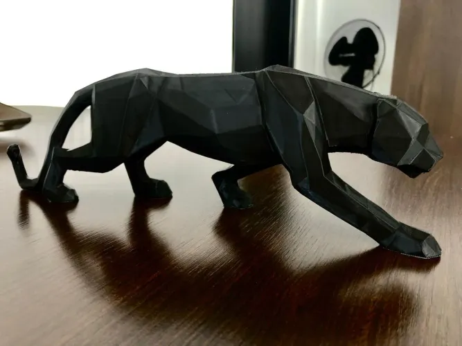 Escultura Pantera Geométrica - Decoração Elegante