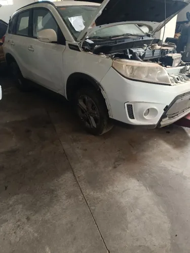 Peças para Suzuki Vitara - Branco