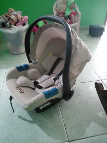 Bebe conforto e carrinho