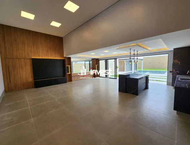 Imóvel diferenciado em condomínio, com 4 suítes tendo 540 m2 de construção e 1.170 m2 de t