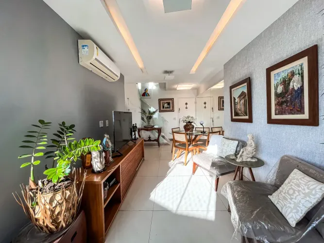 Condomínio Barra Bali - Cobertura Duplex - 155m2 - Reformada - 03 qts transformados em 02