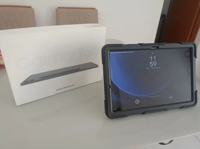Tablet Samsung S9 FE + 5G( PLUS) 8gb ram 128gb interno 