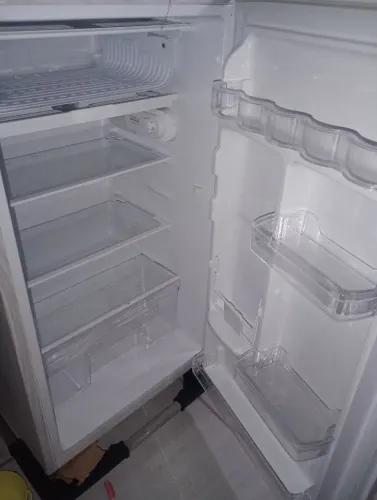 Frigobar Electrolux novo com nota 900