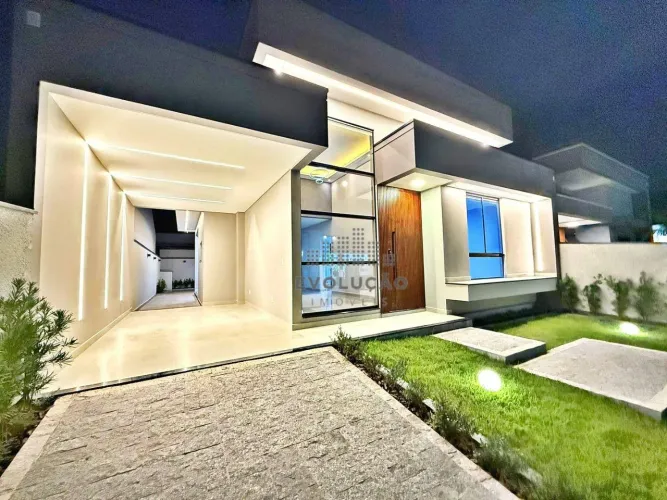 CASA 3 Quartos, 1 Suíte, 2 Vagas - Bela Vista