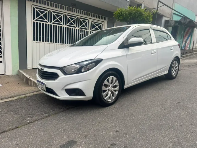 Chevrolet Onix Hatch LT 1.0 8V Flex Mec. 4P 2019