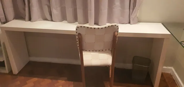 Aparador/escrivaninha