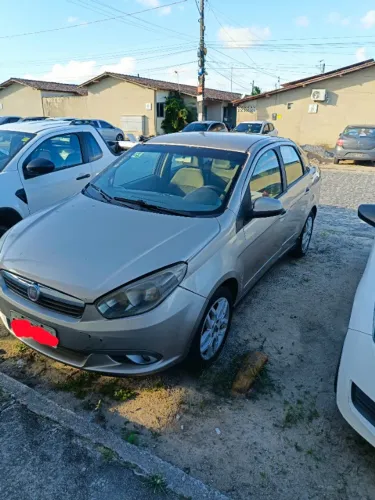 Fiat Grand Siena Essence Dual. 1.6 Flex 16V 2014