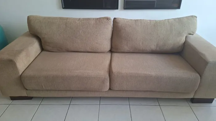 Vende se sofá