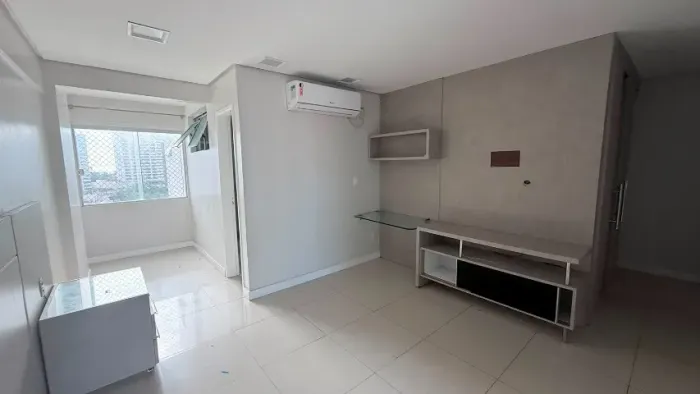 ? ALUGA-SE | EXCELENTE APARTAMENTO NA PONTA DO FAROL ?