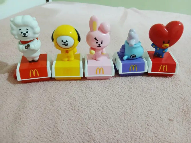 5 BTS BT21 MCDONALD'S 