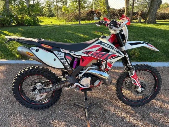 Moto 2t gás gás trilha