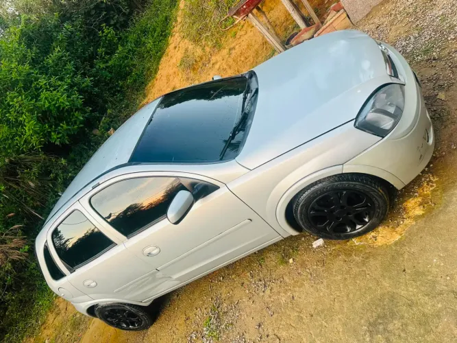 Chevrolet Corsa Hatchback 1.0 MPFI 8V 71cv 5P 2003