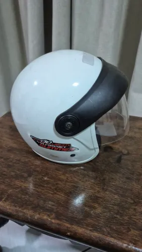 Capacete