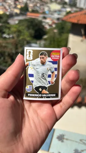 Figurinha Extra Sticker Gold Federico Valverde - Uruguai | Copa do Mundo FIFA 2026