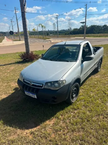 Fiat Strada 1.4 MPI Fire Flex 8V CS 2012