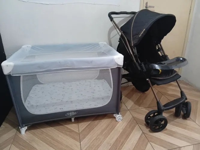Carrinho reclinavel e chiqueirinho