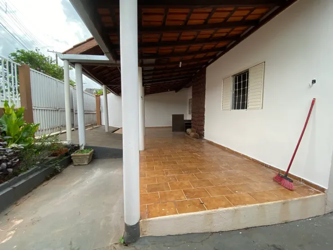 Vende-se ou aluga-se Casa no bairro Cohab Morumbi