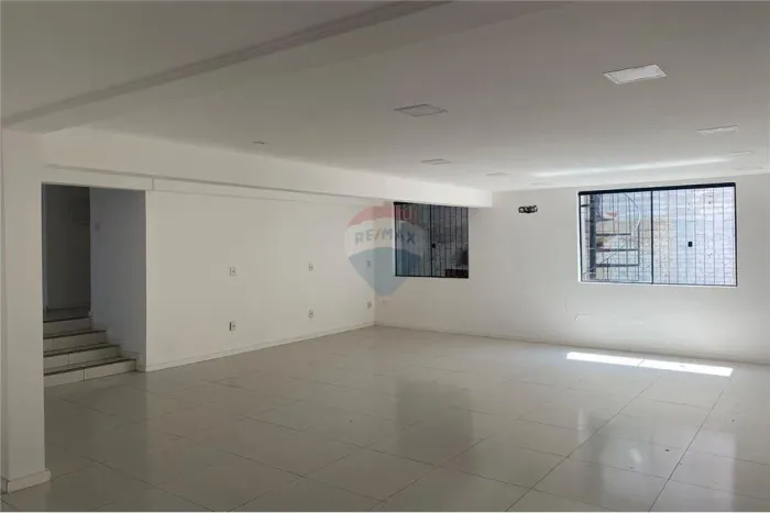 SALA COMERCIAL TÉRREA NA RUA BENJAMIN CONSTANT