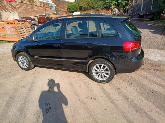 Volkswagen Spacefox Sportline/highline 1.6 T.flex 2013