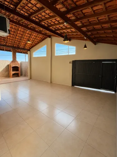 Casa Familiar com Ótima Localização