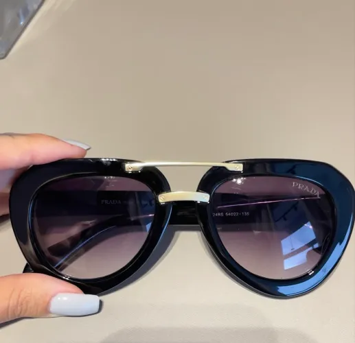 ÓCULOS DE SOL PRADA + ARMANI ORIGINAIS - COMBO | R$ 800,00